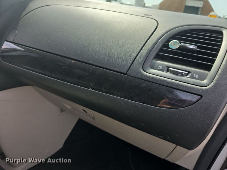 image for item EF3754 2018 Dodge  Grand Caravan  van