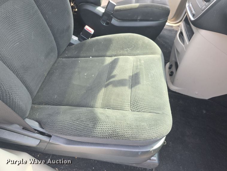 image for item EF3754 2018 Dodge  Grand Caravan  van