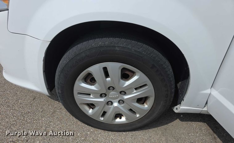 image for item EF3754 2018 Dodge  Grand Caravan  van