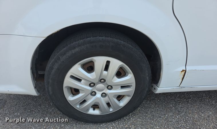 image for item EF3754 2018 Dodge  Grand Caravan  van