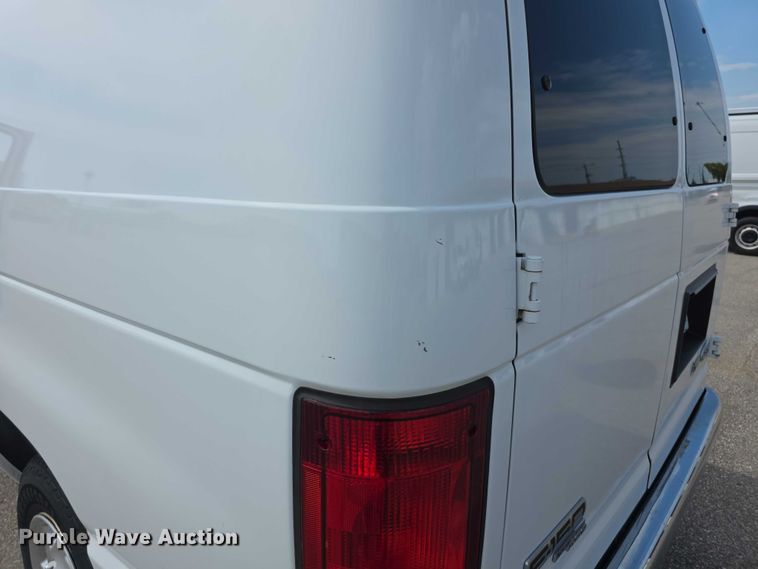 image for item EF3755 2014 Ford E150 van