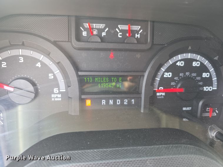 image for item EF3755 2014 Ford E150 van