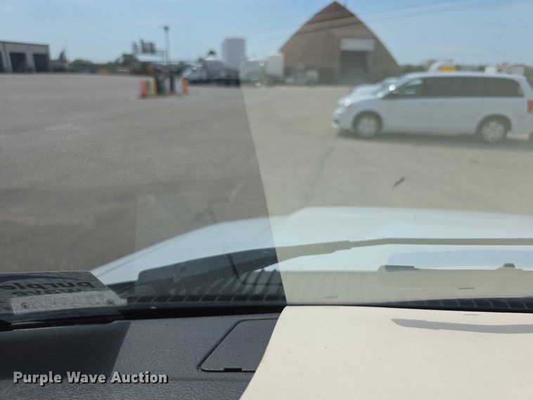 image for item EF3755 2014 Ford E150 van