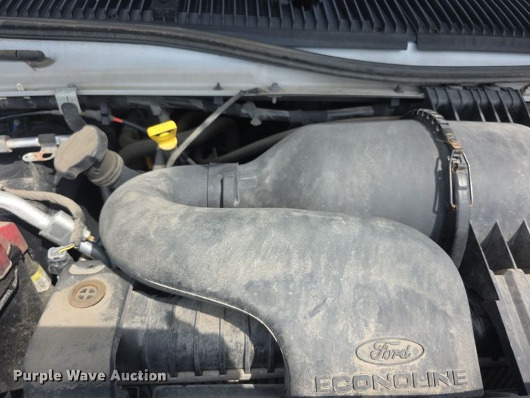 image for item EF3755 2014 Ford E150 van