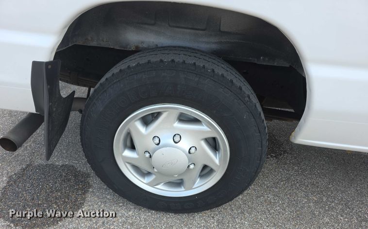 image for item EF3755 2014 Ford E150 van