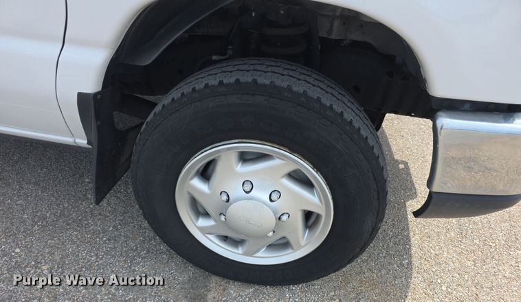 image for item EF3755 2014 Ford E150 van