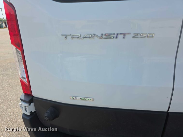 image for item EF3756 2020 Ford Transit 250 van