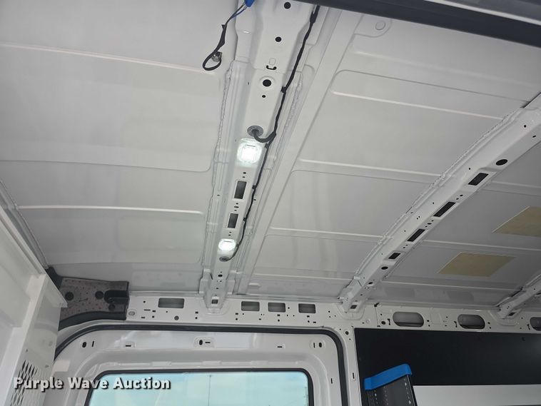 image for item EF3756 2020 Ford Transit 250 van