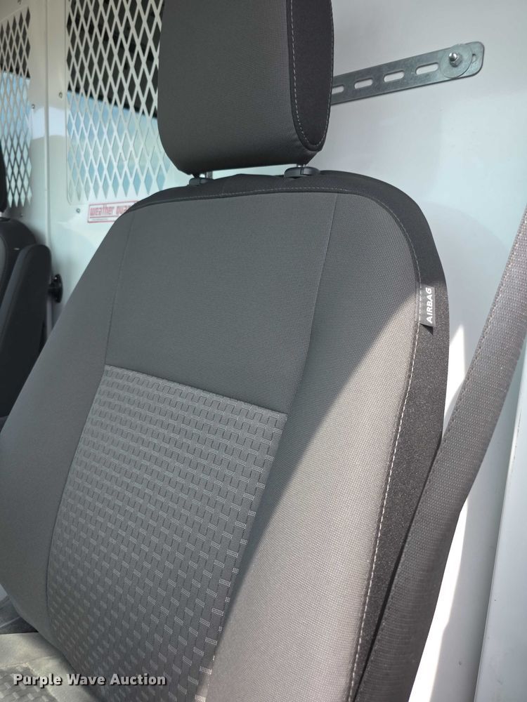 image for item EF3756 2020 Ford Transit 250 van