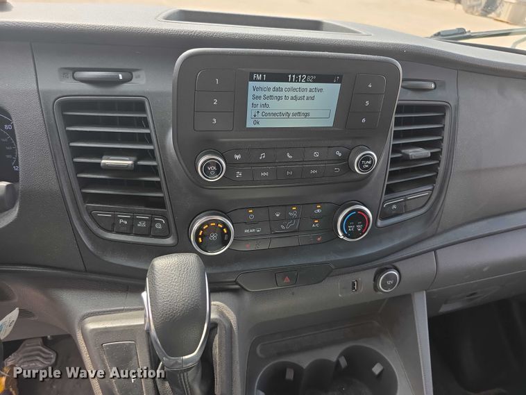 image for item EF3756 2020 Ford Transit 250 van