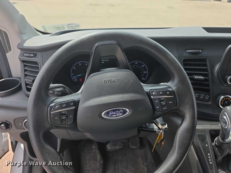image for item EF3756 2020 Ford Transit 250 van