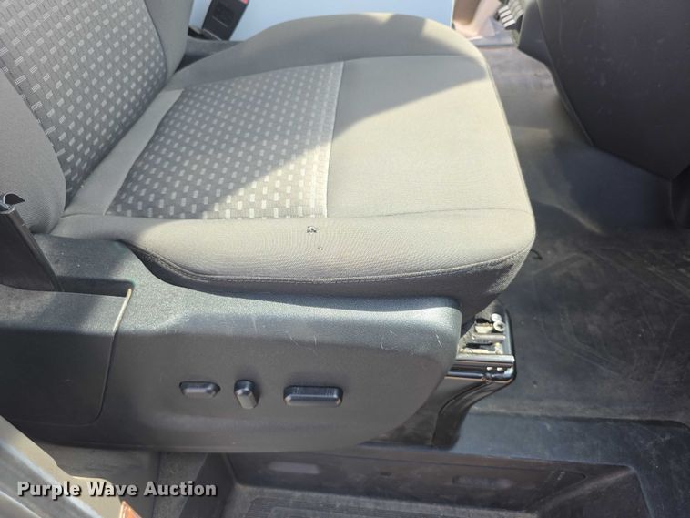 image for item EF3756 2020 Ford Transit 250 van