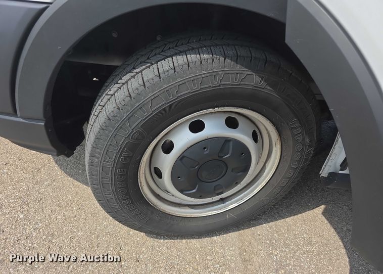 image for item EF3756 2020 Ford Transit 250 van