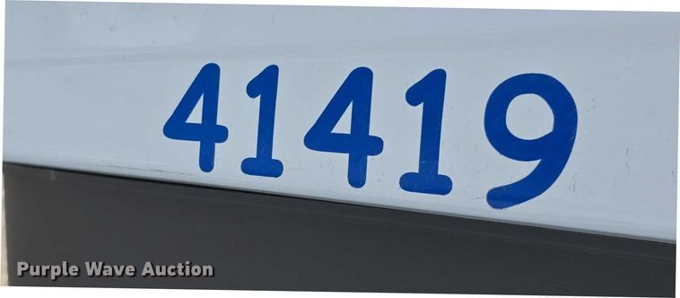 image for item EF3756 2020 Ford Transit 250 van