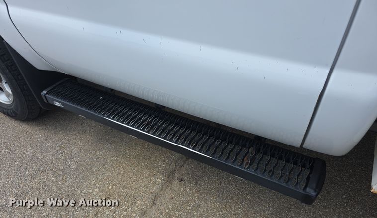 image for item EF3757 2016 Ford F250 Super Duty XLT utility bed pickup truck