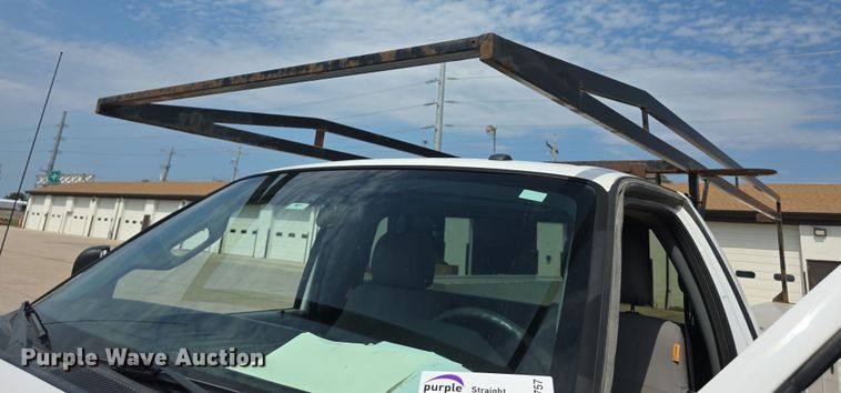 image for item EF3757 2016 Ford F250 Super Duty XLT utility bed pickup truck