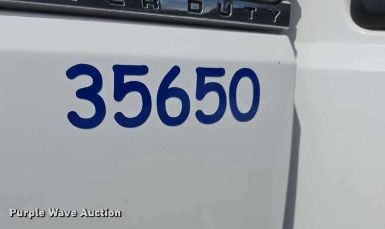 image for item EF3757 2016 Ford F250 Super Duty XLT utility bed pickup truck