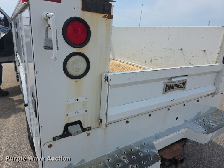 image for item EF3757 2016 Ford F250 Super Duty XLT utility bed pickup truck