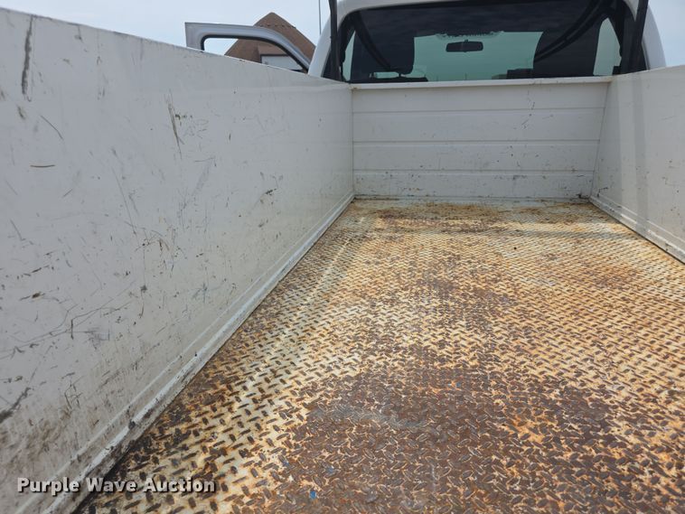 image for item EF3757 2016 Ford F250 Super Duty XLT utility bed pickup truck