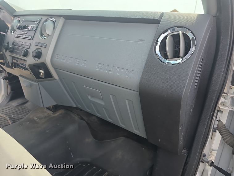 image for item EF3757 2016 Ford F250 Super Duty XLT utility bed pickup truck