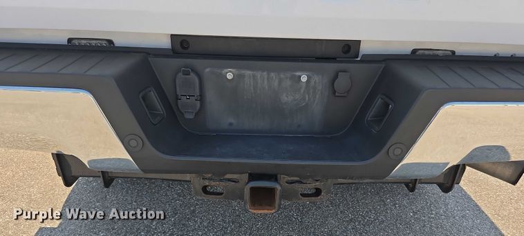 image for item EF3758 2019 Ford F250 Super Duty XLT pickup truck