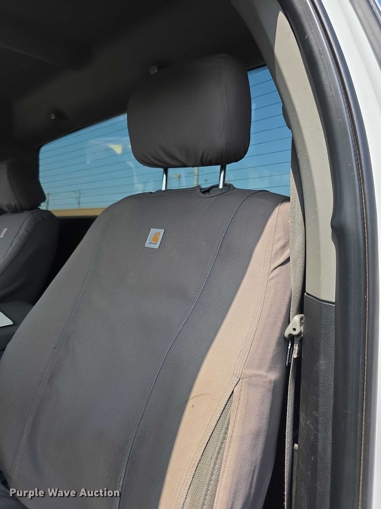 image for item EF3758 2019 Ford F250 Super Duty XLT pickup truck