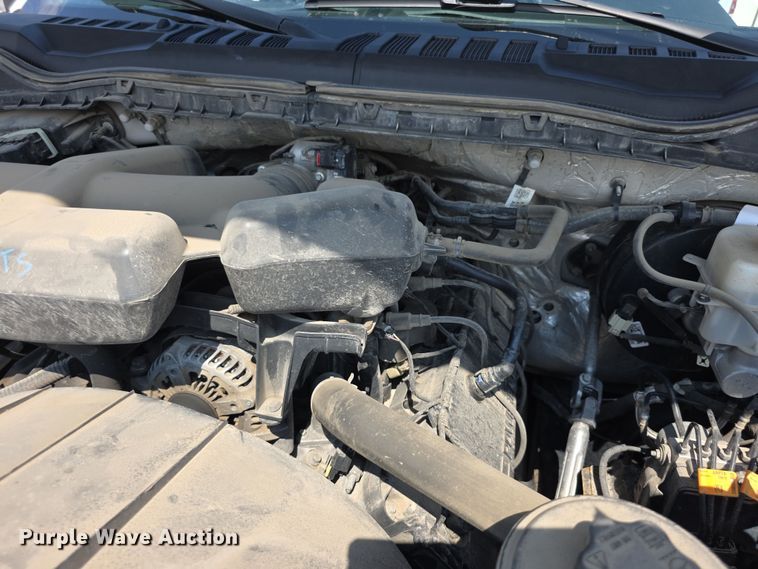 image for item EF3758 2019 Ford F250 Super Duty XLT pickup truck