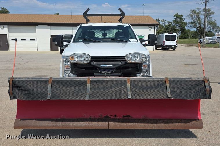 image for item EF3760 2017 Ford F350 Super Duty XL Crew Cab dump flatbed pickup truck