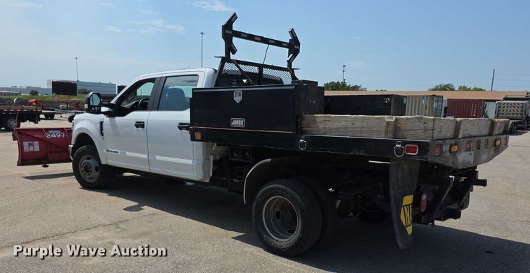 image for item EF3760 2017 Ford F350 Super Duty XL Crew Cab dump flatbed pickup truck