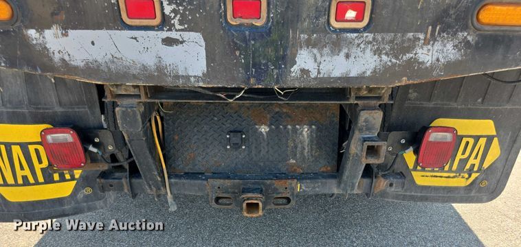 image for item EF3760 2017 Ford F350 Super Duty XL Crew Cab dump flatbed pickup truck