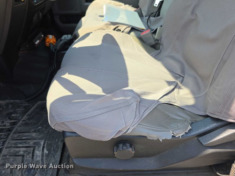 image for item EF3760 2017 Ford F350 Super Duty XL Crew Cab dump flatbed pickup truck