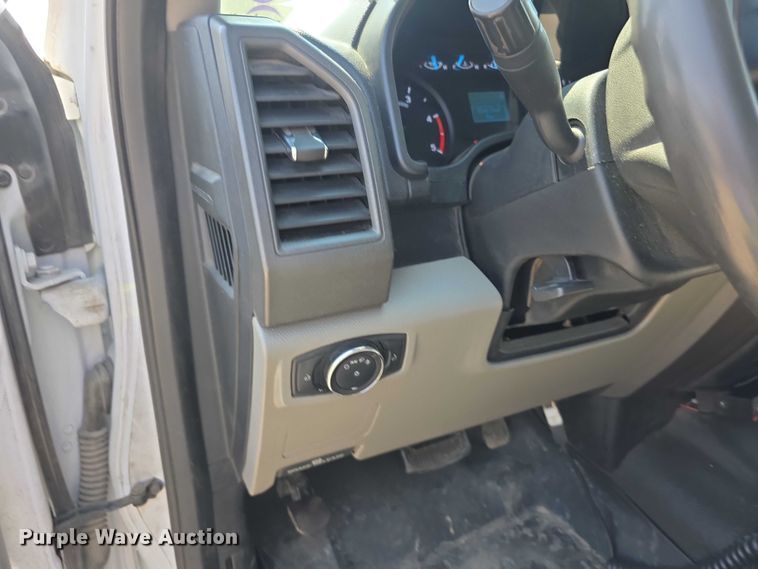 image for item EF3760 2017 Ford F350 Super Duty XL Crew Cab dump flatbed pickup truck