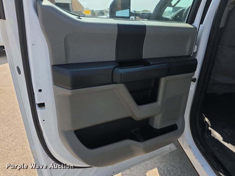 image for item EF3760 2017 Ford F350 Super Duty XL Crew Cab dump flatbed pickup truck