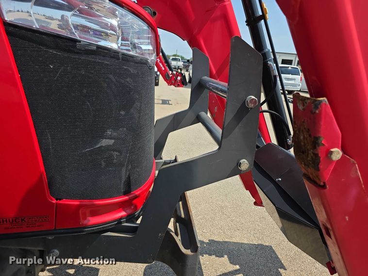 image for item EF3761 2018 Massey Ferguson 5710 MFWD tractor