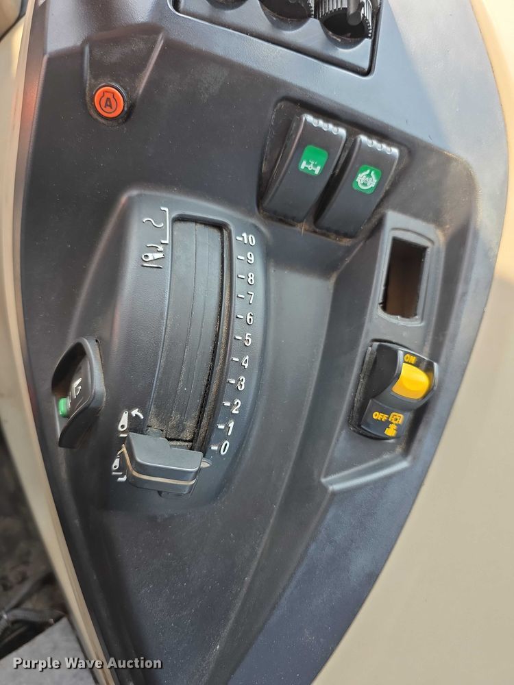 image for item EF3761 2018 Massey Ferguson 5710 MFWD tractor