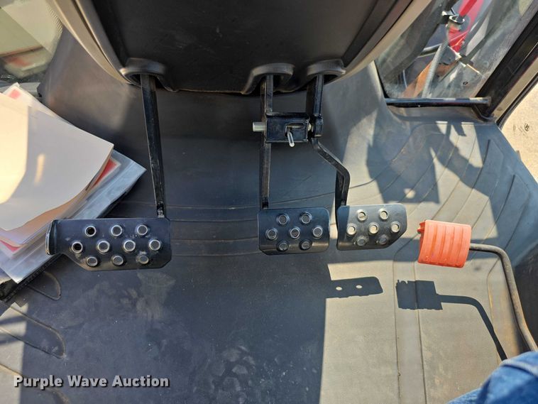 image for item EF3761 2018 Massey Ferguson 5710 MFWD tractor