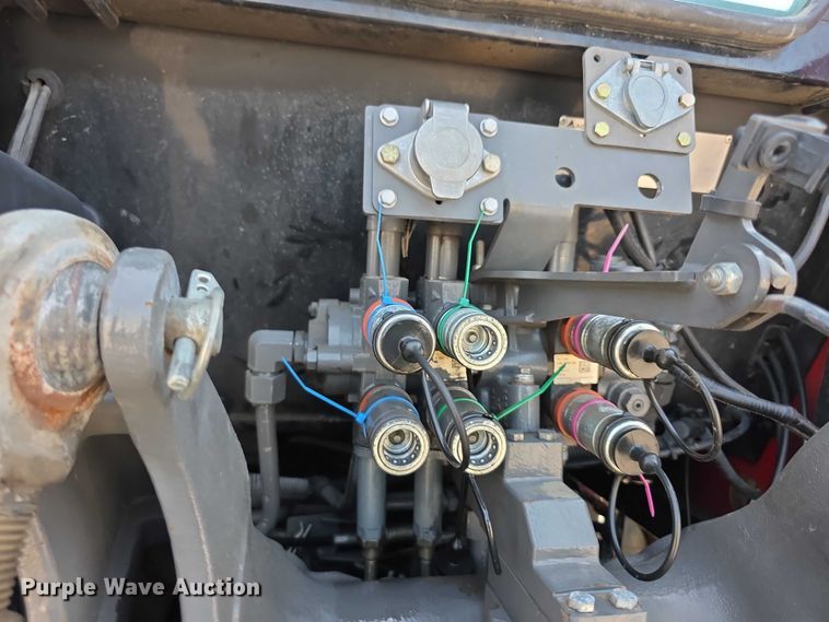 image for item EF3761 2018 Massey Ferguson 5710 MFWD tractor