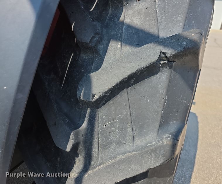 image for item EF3761 2018 Massey Ferguson 5710 MFWD tractor