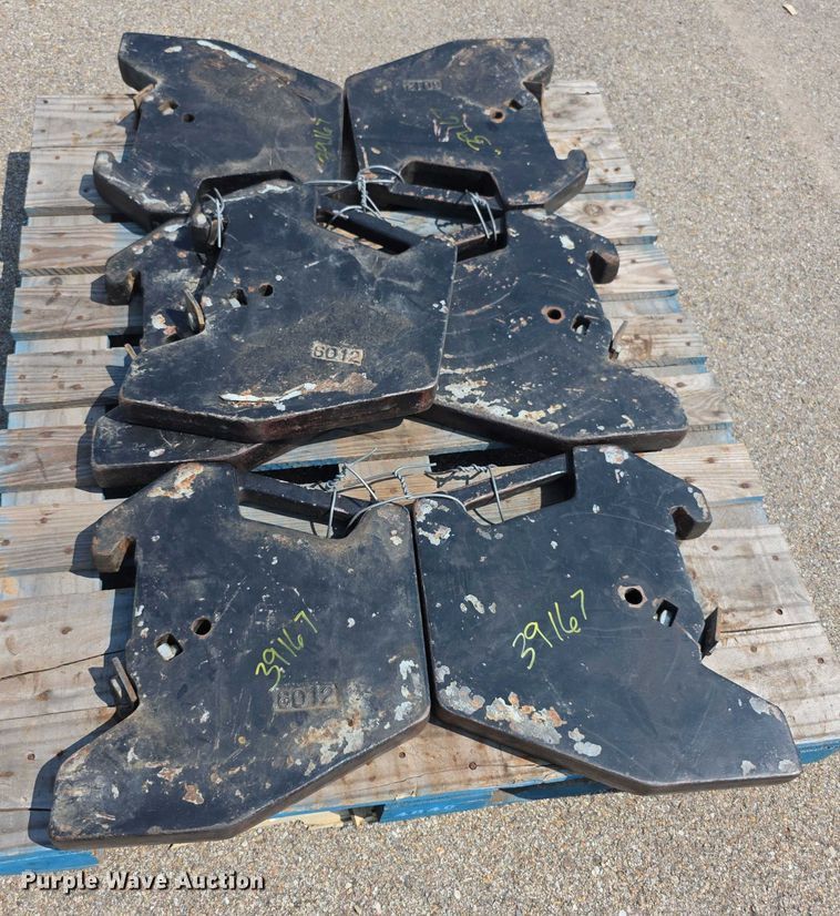 image for item EF3761 2018 Massey Ferguson 5710 MFWD tractor