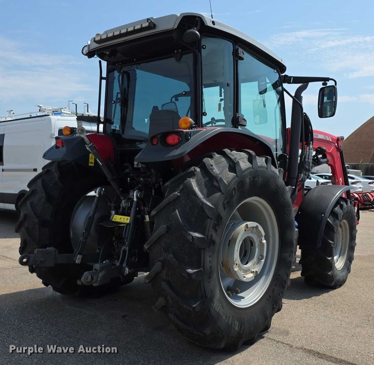 image for item EF3762 2018 Massey Ferguson  5710 MFWD tractor