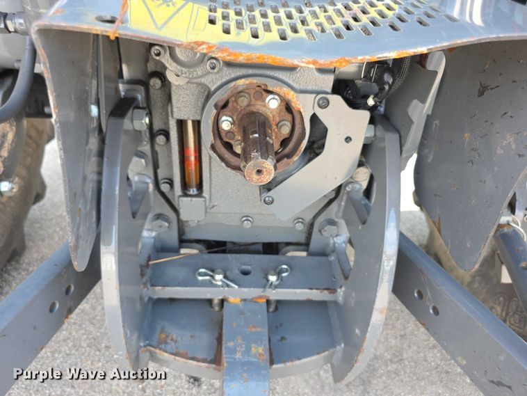 image for item EF3762 2018 Massey Ferguson  5710 MFWD tractor