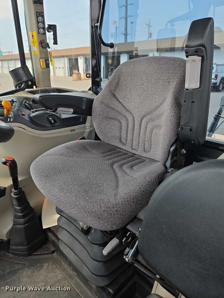 image for item EF3762 2018 Massey Ferguson  5710 MFWD tractor