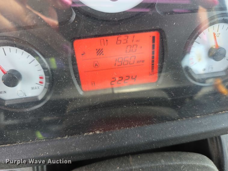 image for item EF3762 2018 Massey Ferguson  5710 MFWD tractor