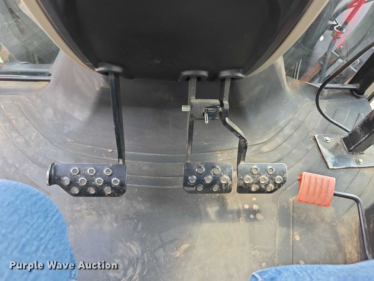 image for item EF3762 2018 Massey Ferguson  5710 MFWD tractor