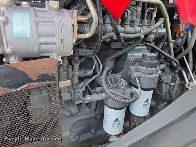 image for item EF3762 2018 Massey Ferguson  5710 MFWD tractor