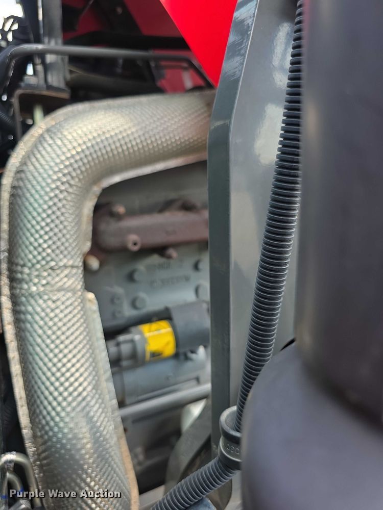 image for item EF3762 2018 Massey Ferguson  5710 MFWD tractor