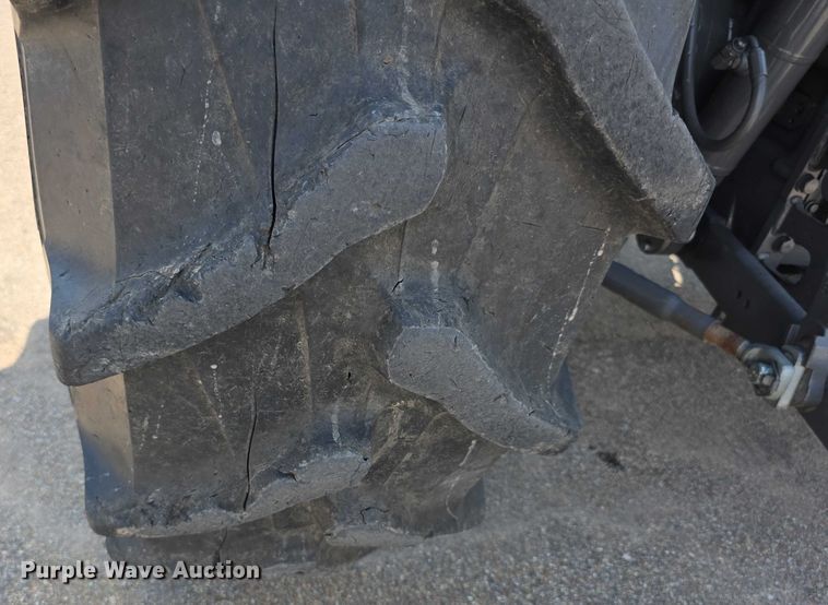 image for item EF3762 2018 Massey Ferguson  5710 MFWD tractor