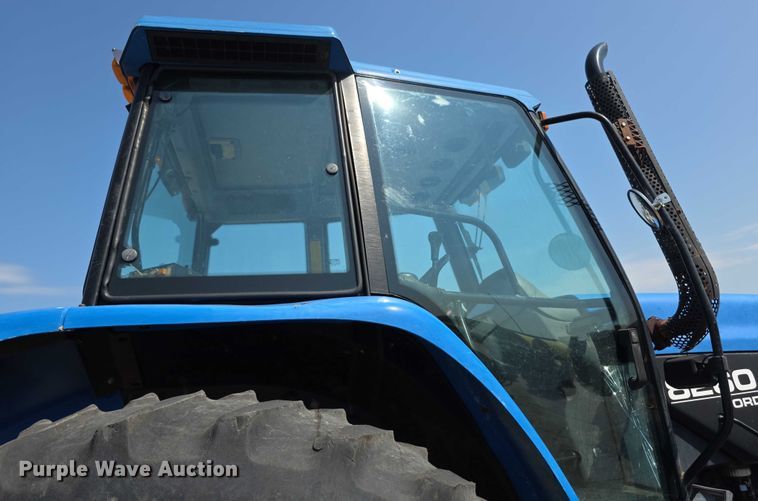 image for item EF3763 1998 New Holland  8260 MFWD tractor