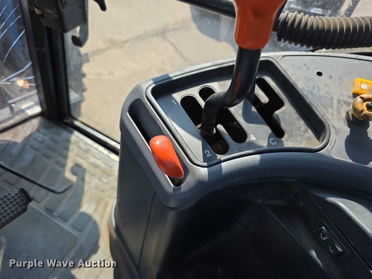 image for item EF3763 1998 New Holland  8260 MFWD tractor