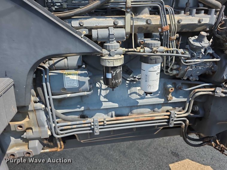 image for item EF3763 1998 New Holland  8260 MFWD tractor